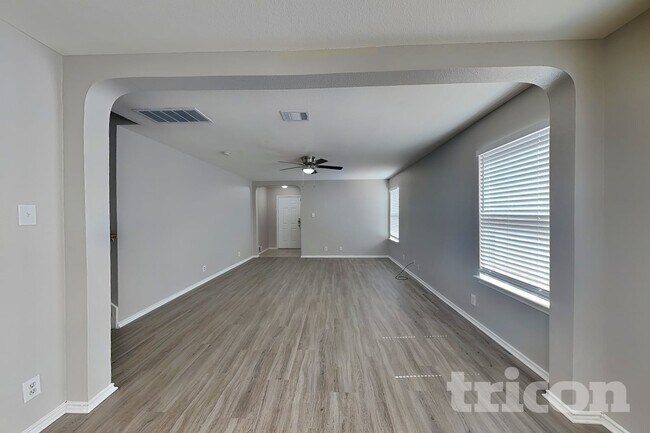 Building Photo - 6620 Richland Pl