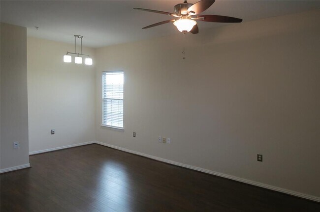 Building Photo - 3242 Kilgore St