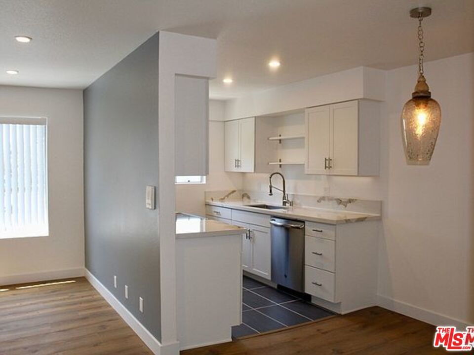 Foto principal - 1547 N Edison Blvd