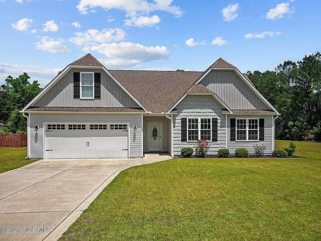 Foto principal - 102 Captains Pointe