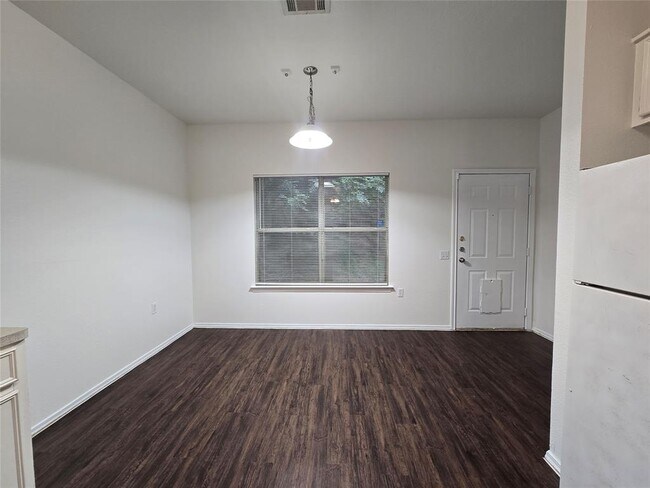 Foto del edificio - 5404 Garden View Cove