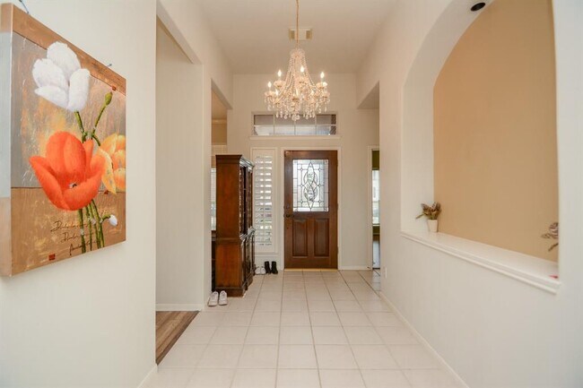 Foto del edificio - 15510 Downford Dr
