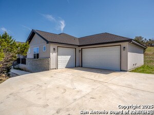 Building Photo - 1350 Birch Ln