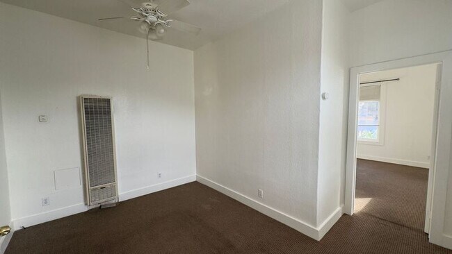 Foto del edificio - 7027 Washington Ave