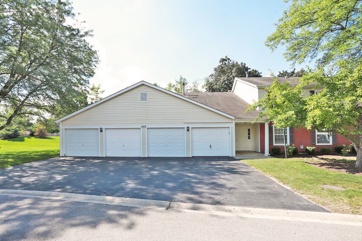 683 Greenfield Ct, Bartlett, IL 60103 House Rental in Bartlett, IL