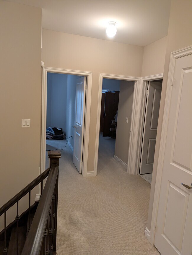 Building Photo - 109 Laskin Dr