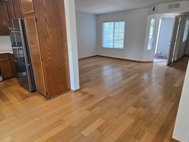 Foto del edificio - 363 Windjammer Cir