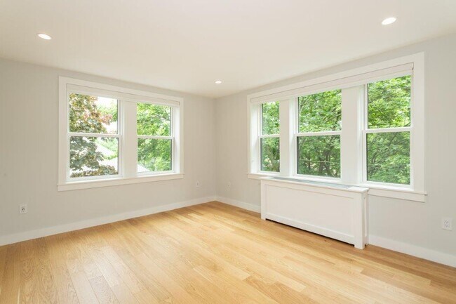 Foto del edificio - 123 Highland Ave