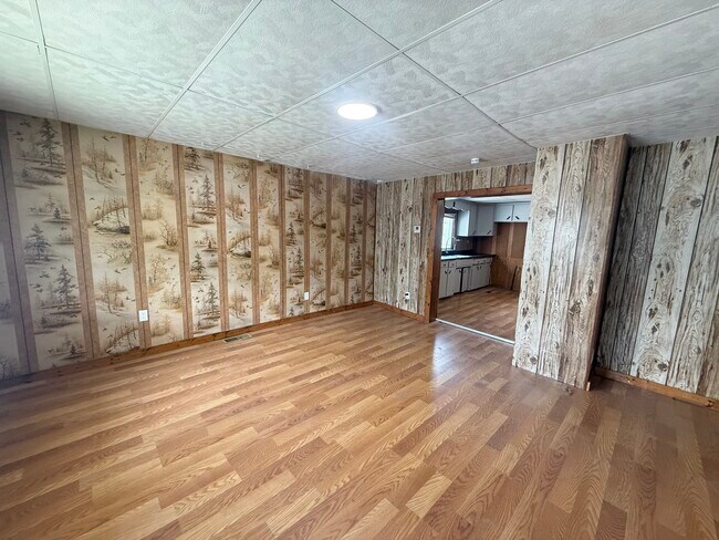 Foto del edificio - 754 N Sharpsville Ave