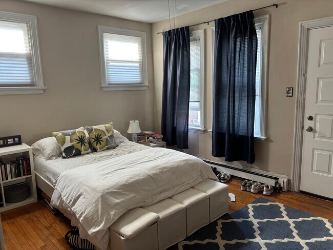 Foto del edificio - 233 Haverford Ave