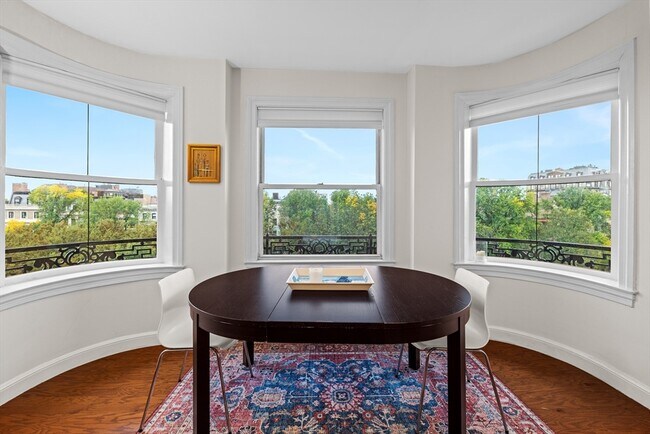 Foto del edificio - 390 Commonwealth Ave