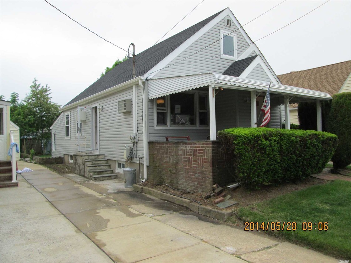 Primary Photo - 26 McKeon Ave