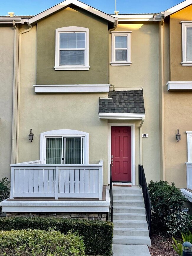 Building Photo - 2761 Lavender Terrace