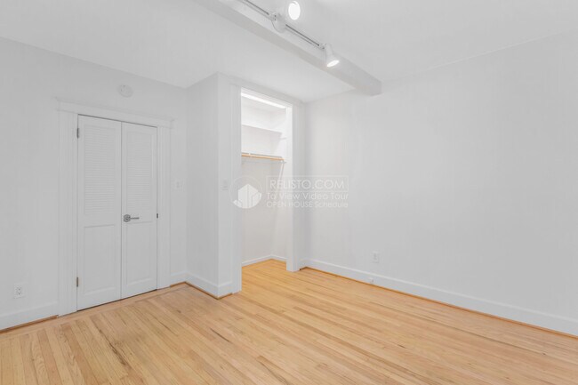 Building Photo - 4725 18th St