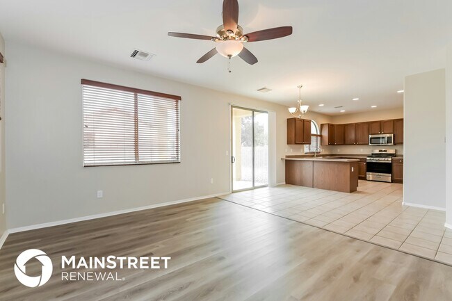 Foto del edificio - 12534 E Red Canyon Pl