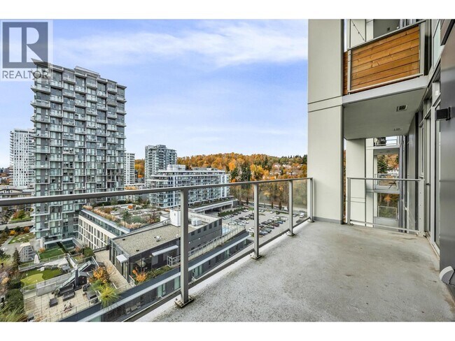 Building Photo - 8570 Rivergrass Dr