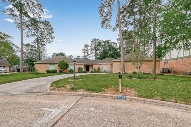 Building Photo - 6907 King Arthur Ct