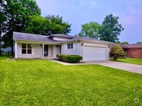 Building Photo - 21669 Tulipwood St