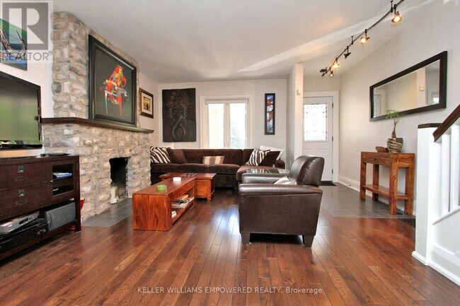 Building Photo - 51 Rawlinson Ave