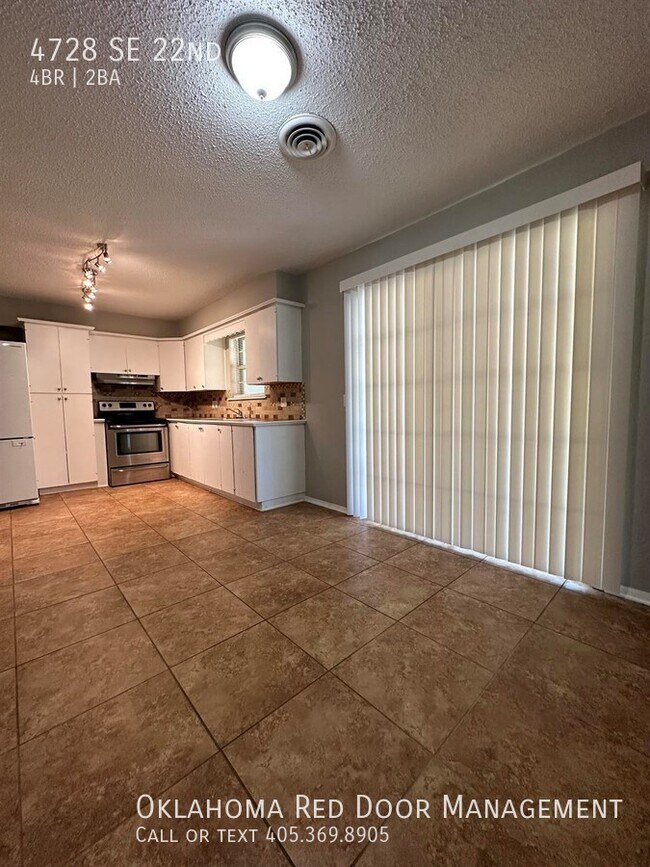 Foto del edificio - 4728 SE 22nd St