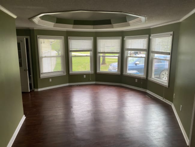 Building Photo - 391 Mortons Lake Rd