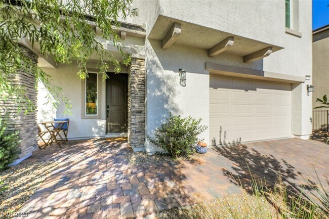 Building Photo - 10332 Stroma Ave