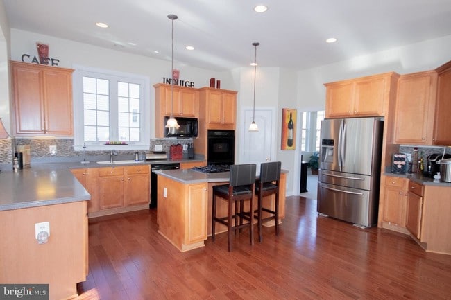 Building Photo - 22371 Dolomite Hills Dr