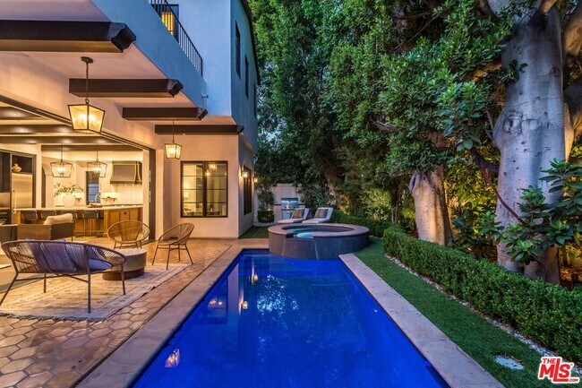 Foto del edificio - 820 N Vista St