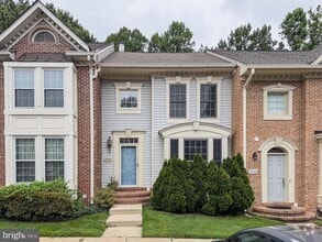Building Photo - 3906 Valley Ridge Dr