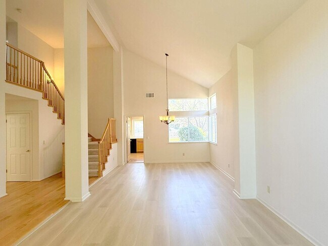 Building Photo - Terrific Danville Location Near Schools ! ...