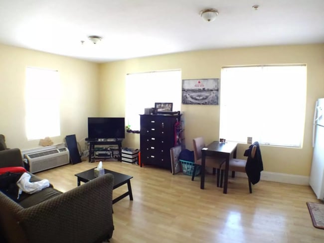 Foto del edificio - 846 Dorchester Ave