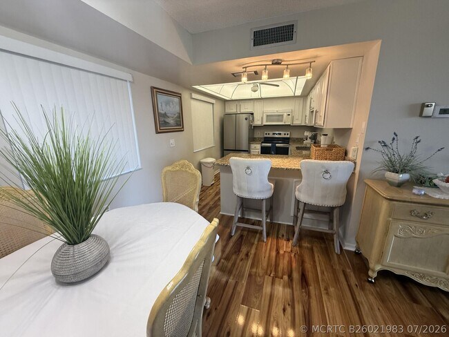 Foto del edificio - 2400 S Ocean Dr