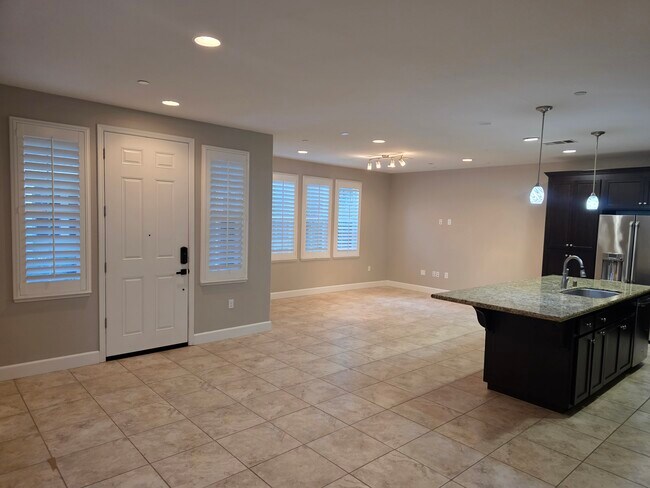 Foto del edificio - 5009 Telegraph Blvd