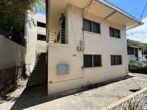 Building Photo - 1608 Cottage Walk