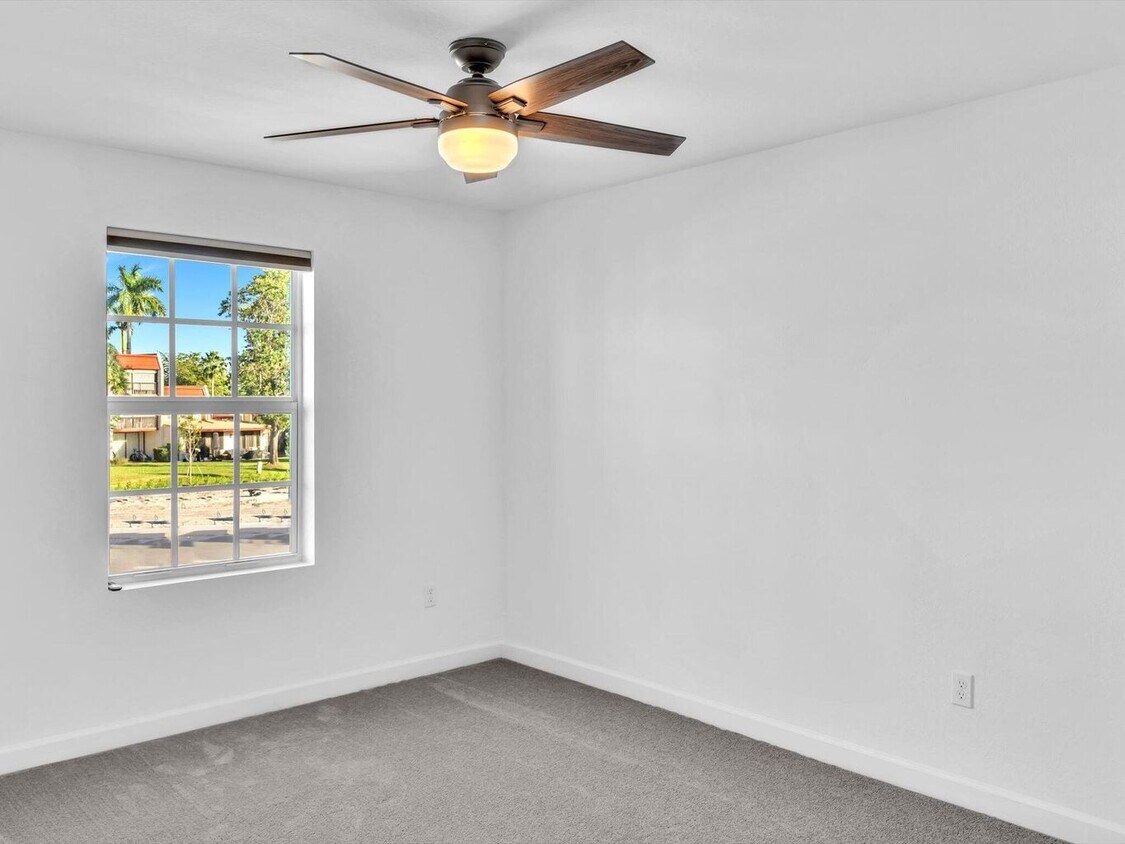 4337 Hammock Grove Dr, Lake Worth, FL 33467 Townhome Rentals in Lake