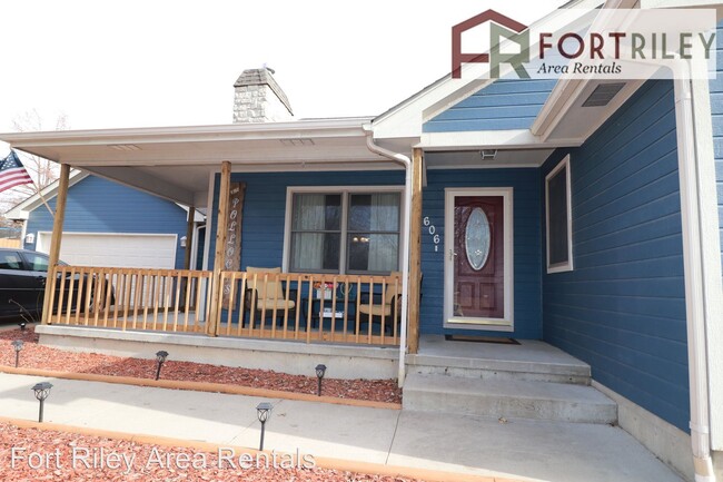 Building Photo - 4 br, 2 bath House - 606 Cedar St