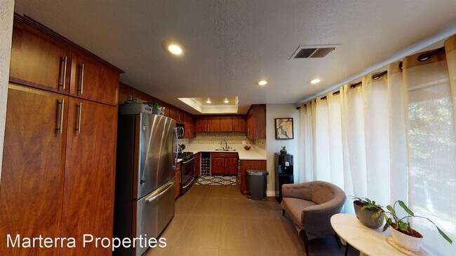 Building Photo - 2 br, 2 bath House - 180 Fairwinds Ln