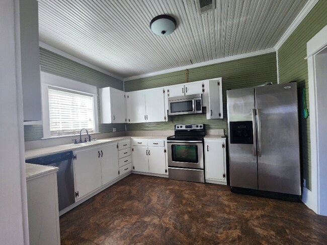 Foto del edificio - 149 Cedar Ln