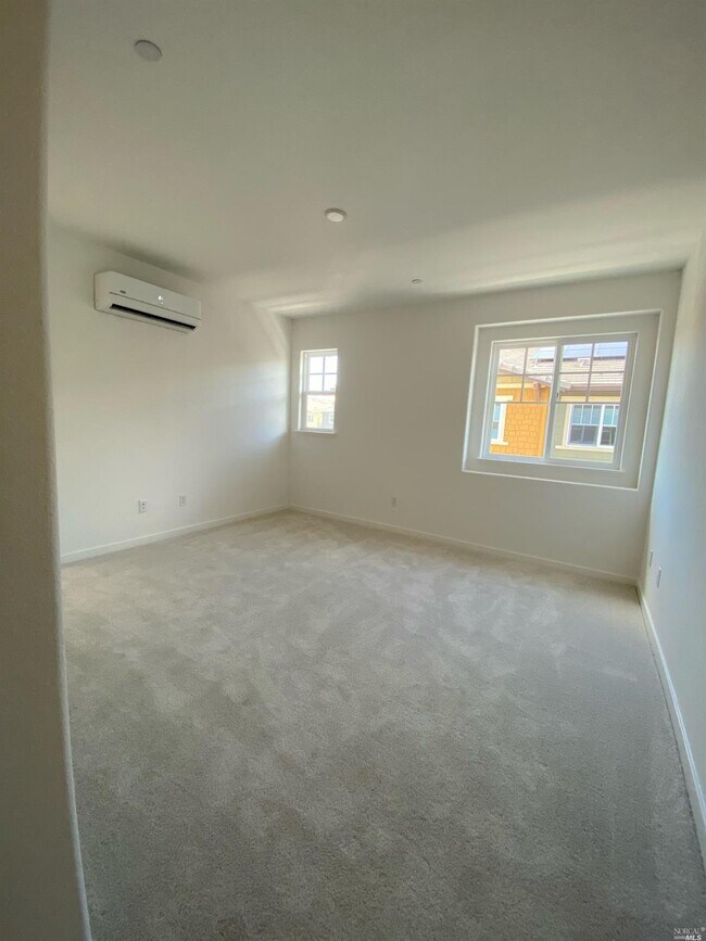 1402 Mauro Pietro Dr Unit 303, Petaluma, CA 94954 Condo for Rent in