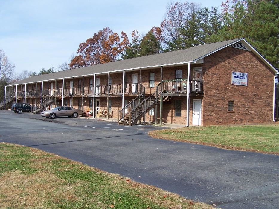 Primary Photo - Willow View Apartments