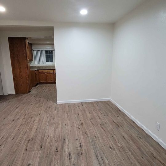 Foto del edificio - 11516 Eucalyptus Ave