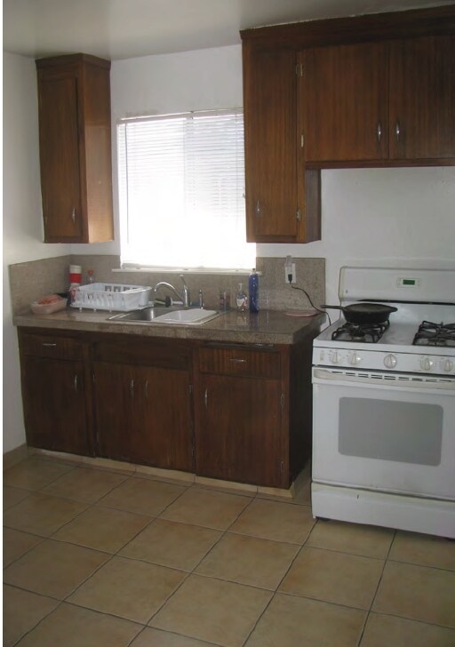 Diseño de interior - 3301-3307 35th Ave