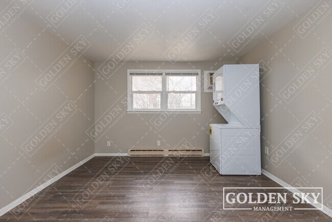 Foto del edificio - 709 S Hutchinson Ave