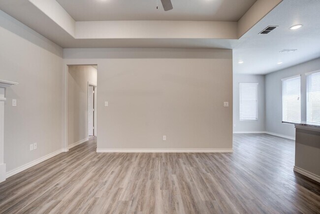 Building Photo - 7603 60th St