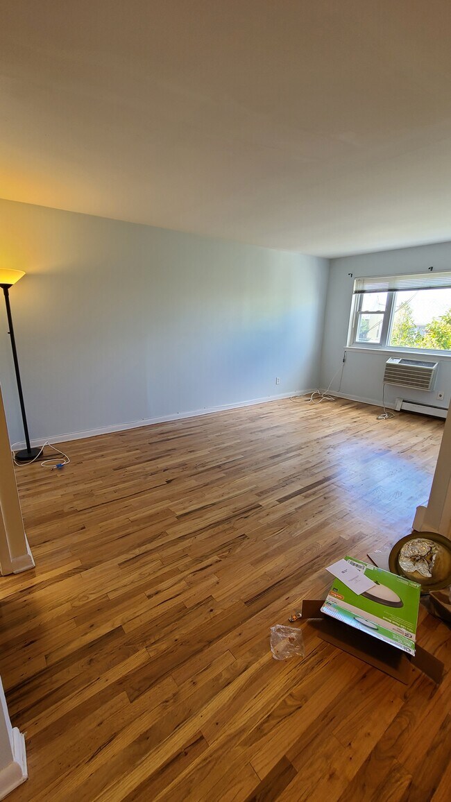 Foto del edificio - 2551 46th St