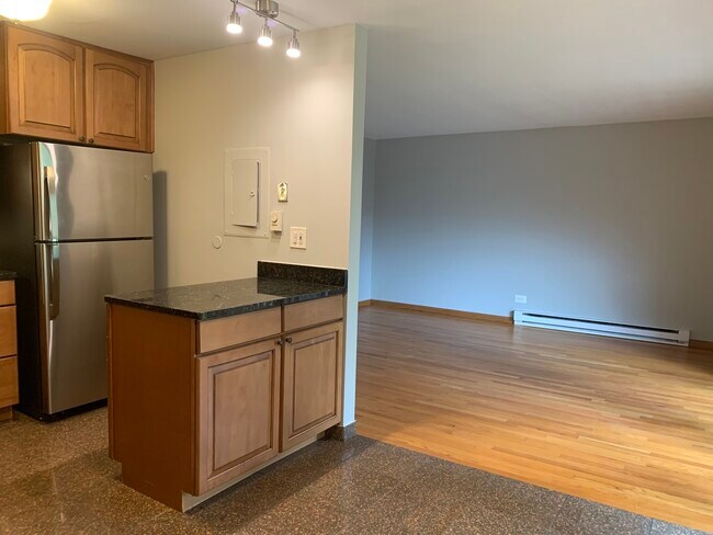 Foto del edificio - 4424 Arbor Cir
