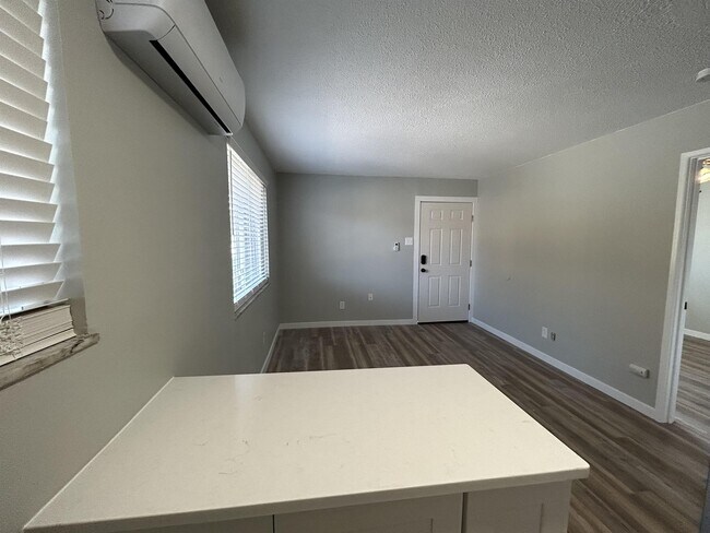 Foto del edificio - 4164 Folsom Ave