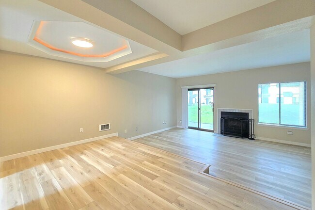 Foto del edificio - 2 Bedroom Townhome in Marysville Now Available!