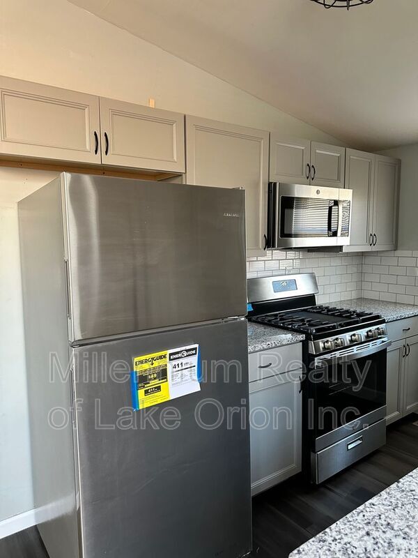 Building Photo - 1173 Dudley Ave