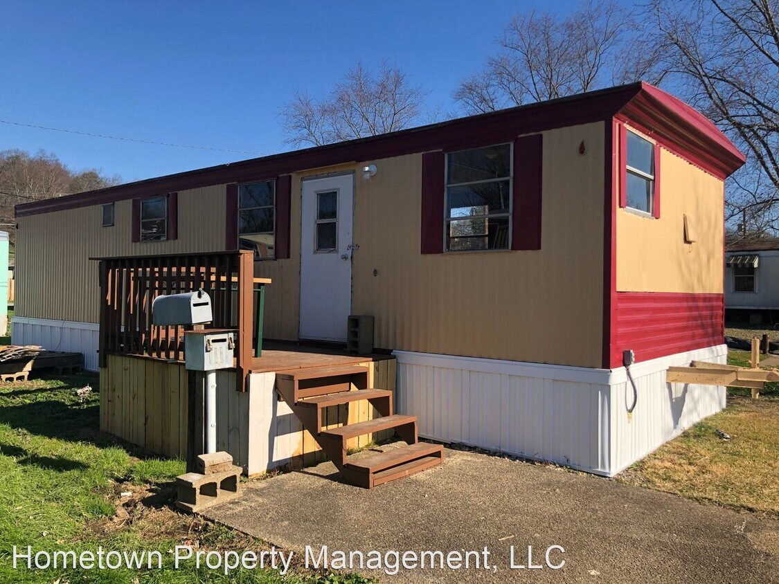 2 br, 1 bath House 22 Meadowbrook Acres House Rental in Parkersburg